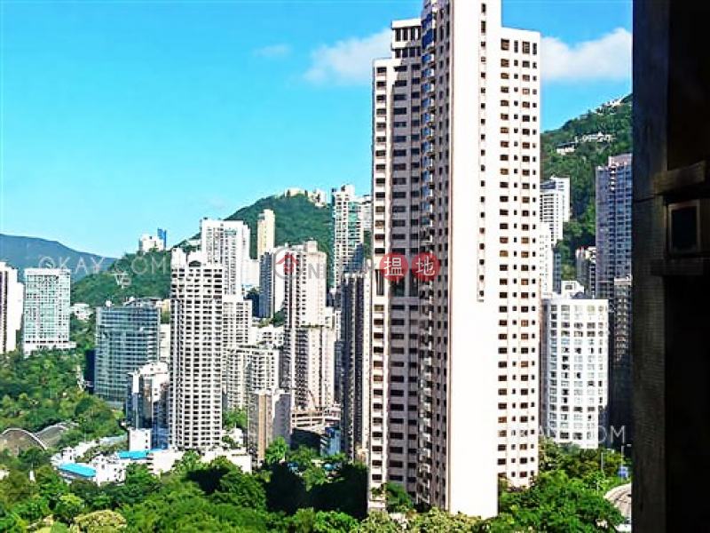 3房2廁,實用率高,極高層,星級會所樂信臺出租單位-8羅便臣道 | 西區香港|出租-HK$ 33,000/ 月