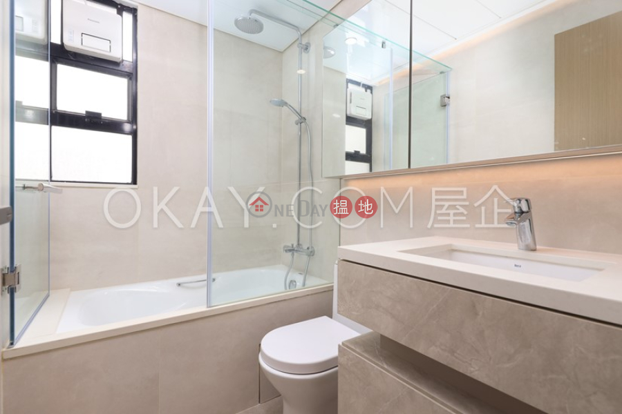 HK$ 160,000/ month, Elegant Terrace Tower 1, Western District Stylish 4 bedroom on high floor with rooftop & terrace | Rental
