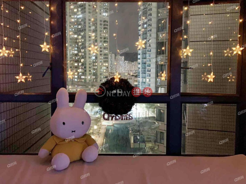 HK$ 26,000/ month Tower 3 The Long Beach Yau Tsim Mong, Tower 3 The Long Beach | 2 bedroom Low Floor Flat for Rent