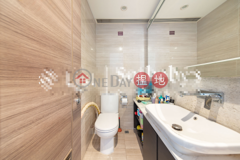 元朗千六呎HOUSE四房兩套, 半新樓非村屋! 連一個入契車位 有齊花園, 平台, 天台! 加一個車位 | 娉廷 La Mansion _0