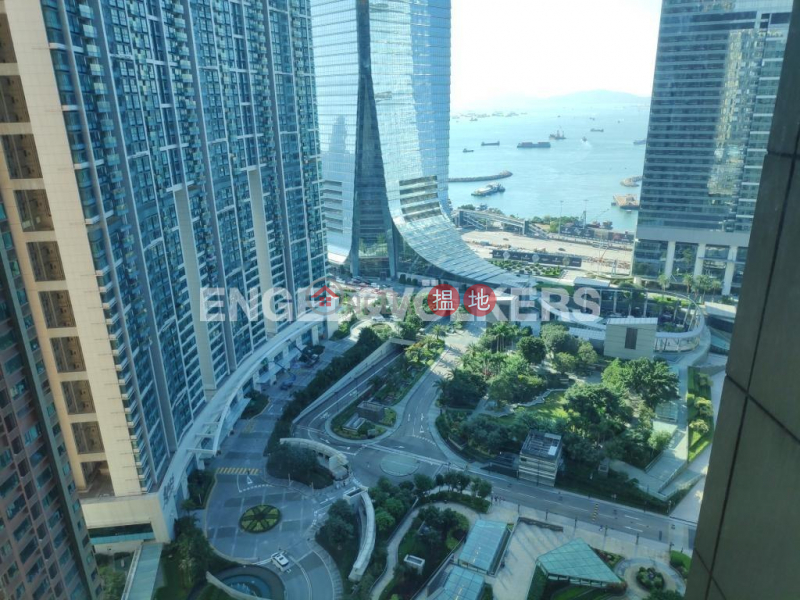 2 Bedroom Flat for Rent in West Kowloon, The Arch 凱旋門 Rental Listings | Yau Tsim Mong (EVHK96064)