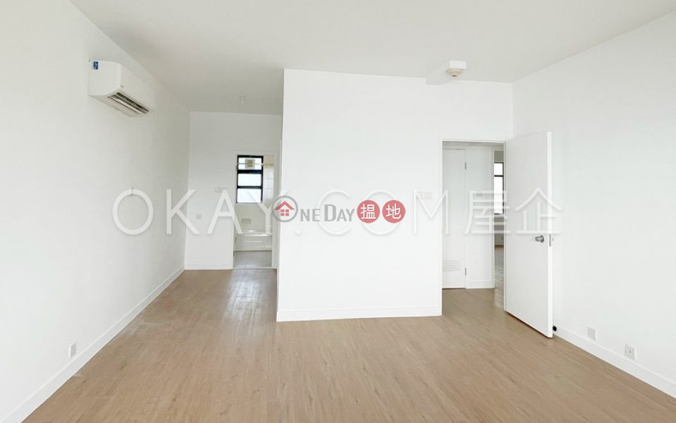 HK$ 115,000/ month, Repulse Bay Apartments Southern District, Unique 4 bedroom on high floor with balcony & parking | Rental