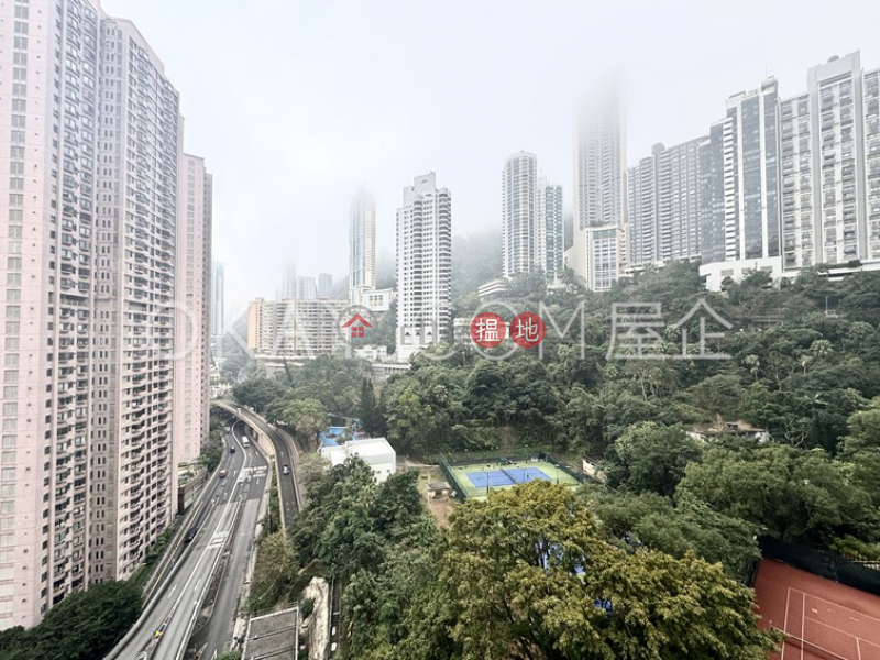 香港搵樓|租樓|二手盤|買樓| 搵地 | 住宅出租樓盤4房4廁,實用率高,連車位,露台《花園台出租單位》