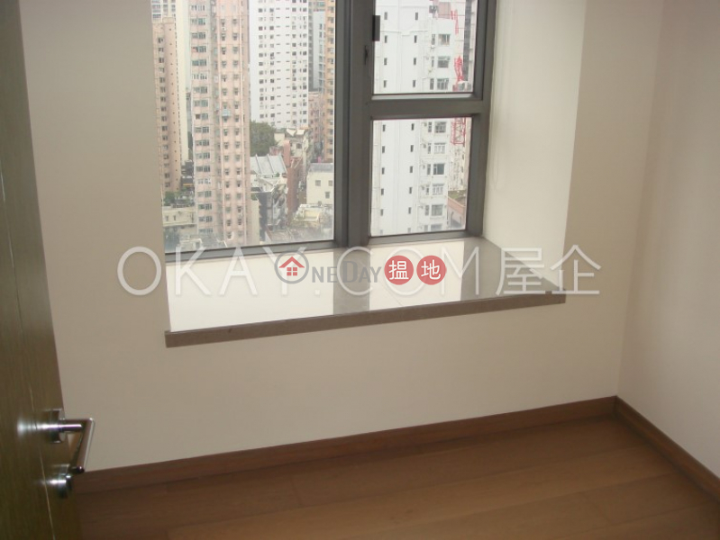 HK$ 48,000/ month Centre Point, Central District Stylish 3 bedroom on high floor with balcony | Rental