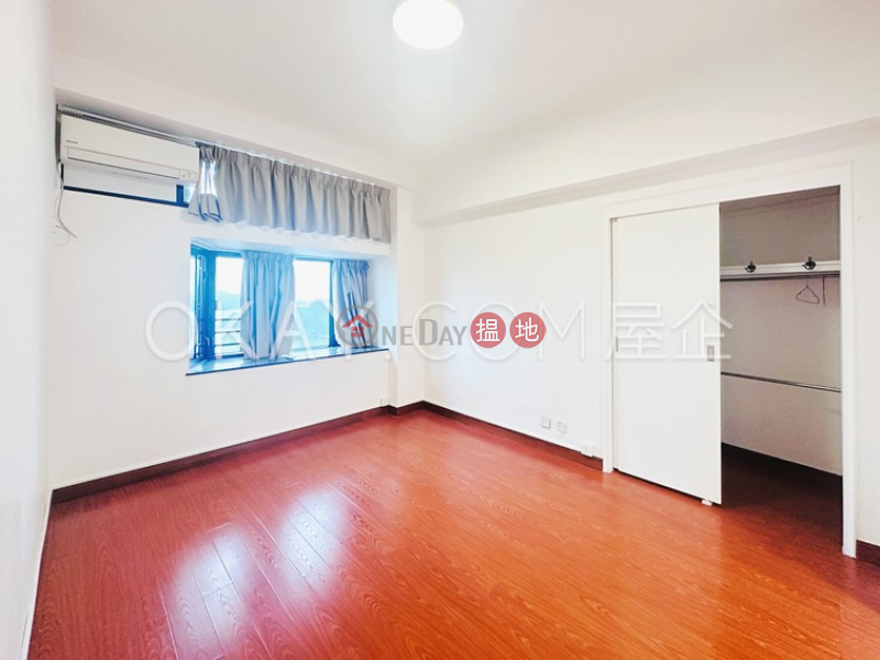 Lovely 3 bedroom on high floor with balcony & parking | Rental | Tower 2 37 Repulse Bay Road 淺水灣道 37 號 2座 Rental Listings