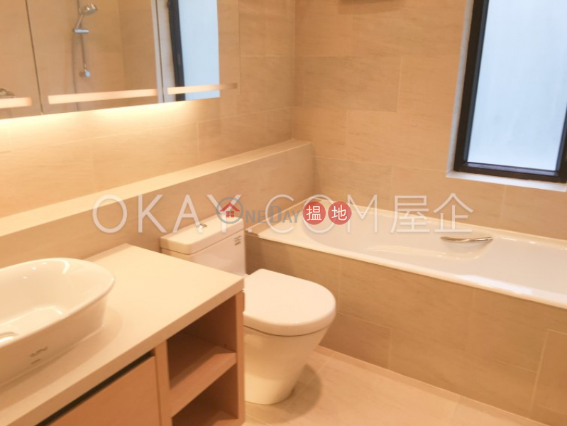 HK$ 128,000/ month, Chung Tak Mansion Central District, Efficient 3 bedroom with parking | Rental