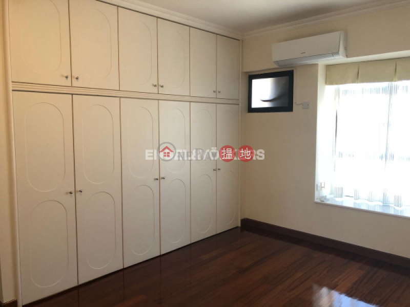 HK$ 75,000/ month Flora Garden Wan Chai District 3 Bedroom Family Flat for Rent in Tai Hang