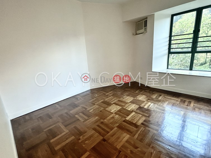 HK$ 40,000/ month, Hillsborough Court | Central District | Stylish 2 bedroom with parking | Rental