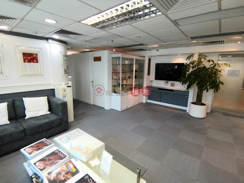 HK$ 98,000/ month Fortune Centre, Wan Chai District, Fortune Centre for Lease