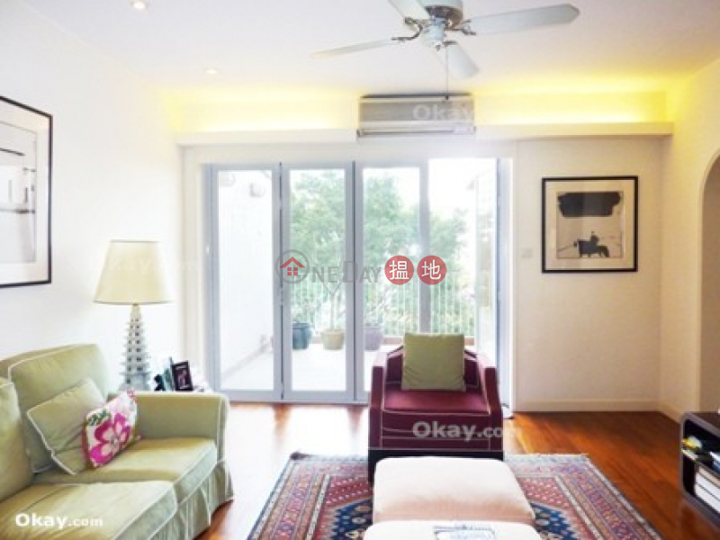 Beautiful 3 bedroom with terrace & balcony | Rental | 38A Kennedy Road 堅尼地道38A號 Rental Listings