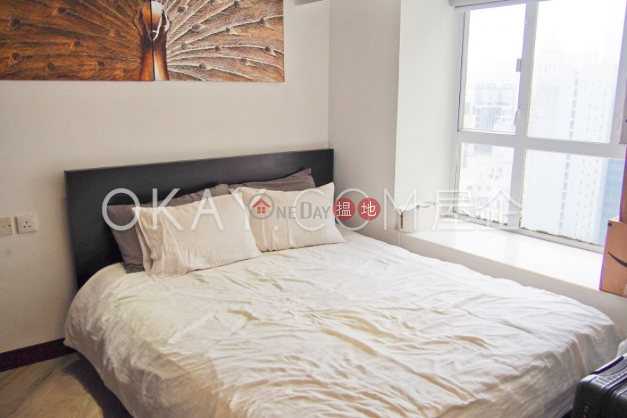 HK$ 9.5M, Caine Tower | Central District | Unique 1 bedroom on high floor | For Sale