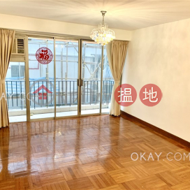 Efficient 3 bedroom with balcony & parking | For Sale | Block 3 Phoenix Court 鳳凰閣 3座 _0