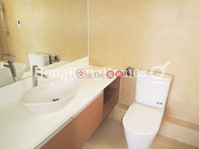 HK$ 60,000/ month | Vivian Court, Central District | 2 Bedroom Unit for Rent at Vivian Court
