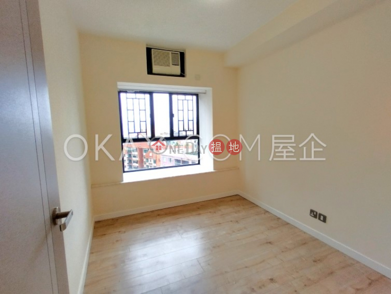 Popular 3 bedroom with parking | Rental, Blessings Garden 殷樺花園 Rental Listings | Western District (OKAY-R5136)