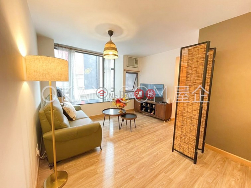 Property Search Hong Kong | OneDay | Residential, Sales Listings | Elegant 2 bedroom in Sheung Wan | For Sale