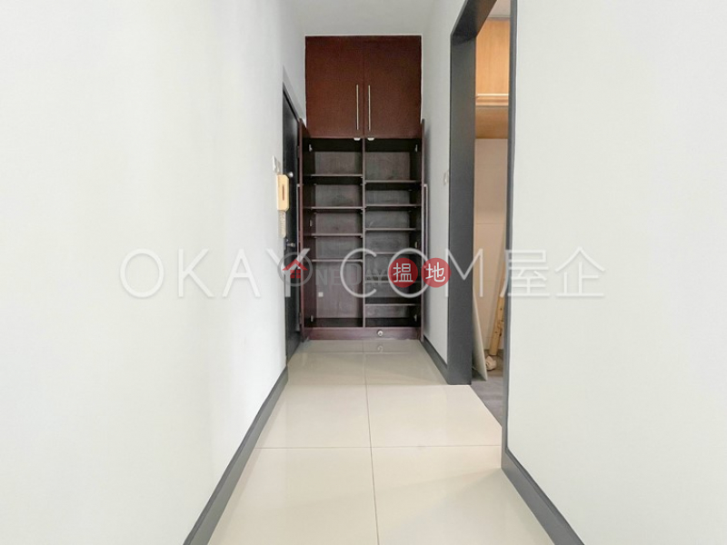 HK$ 53,000/ month, Villa Lotto, Wan Chai District Efficient 3 bedroom with parking | Rental