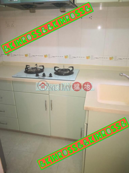 Newly renovated high floor double rooms apartment in Sai Ying Pun | Western Garden Evergreen Tower 永翠閣 Sales Listings