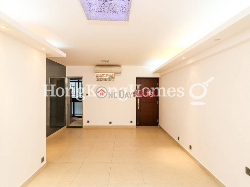 3 Bedroom Family Unit for Rent at Block B Grandview Tower | 128-130 Kennedy Road | Eastern District, Hong Kong, Rental | HK$ 34,000/ month