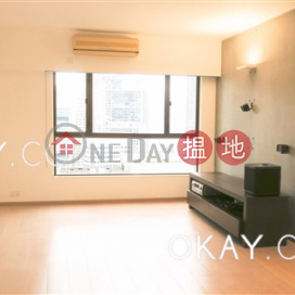 Unique 3 bedroom with sea views & parking | Rental | Greenland Court 恆翠園 _0