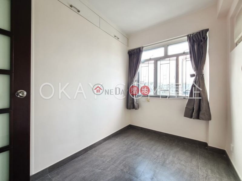 HK$ 12M, FESSENDEN COURT, Kowloon City, Stylish 3 bedroom on high floor with parking | For Sale