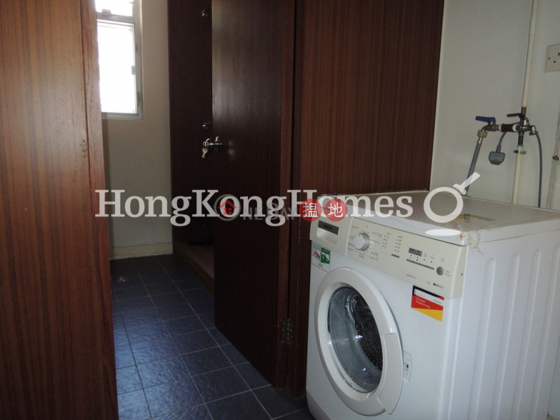 3 Bedroom Family Unit for Rent at 7-7A Holly Road | 7-7A Holly Road 冬青道7-7A號 Rental Listings