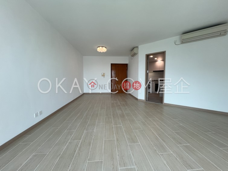 Lovely 3 bedroom with parking | Rental, Tower 3 Carmen\'s Garden 嘉文花園3座 Rental Listings | Yau Tsim Mong (OKAY-R12005)