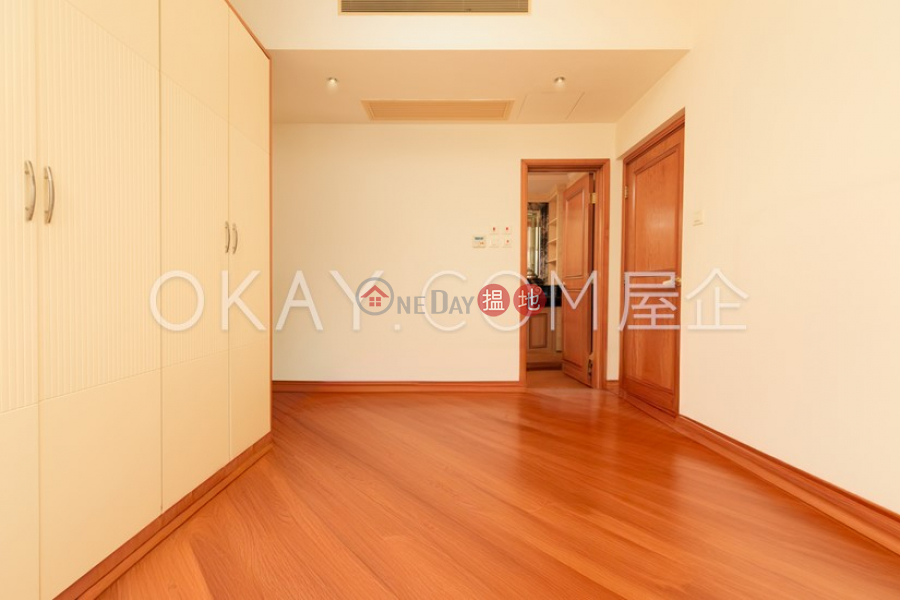 Rare 3 bedroom on high floor with racecourse views | For Sale | The Leighton Hill 禮頓山 Sales Listings