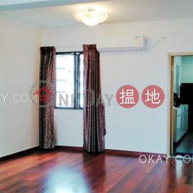 Efficient 3 bedroom on high floor with parking | For Sale | Evelyn Towers 雲景台 _0