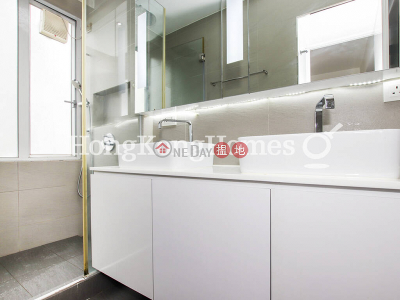 HK$ 18M Cheong Hong Mansion, Wan Chai District 3 Bedroom Family Unit at Cheong Hong Mansion | For Sale