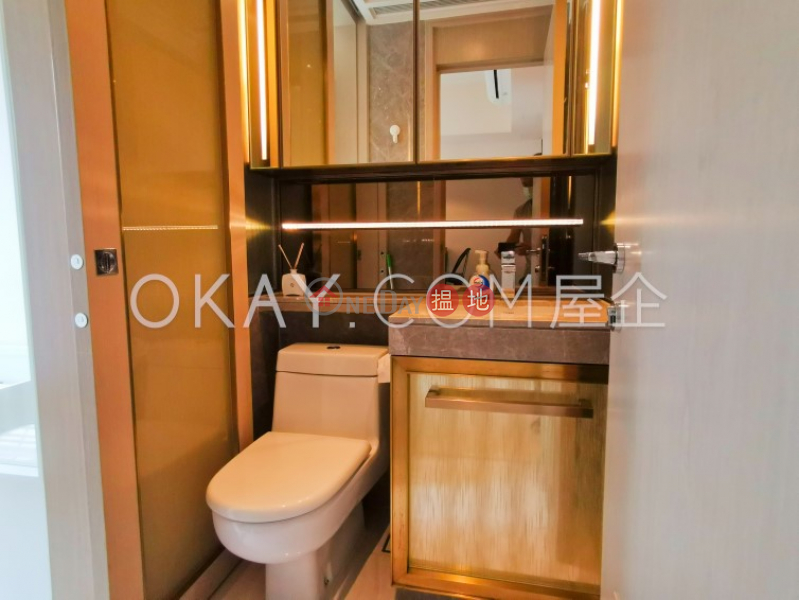 HK$ 25,000/ month King\'s Hill, Western District Tasteful 1 bedroom with balcony | Rental