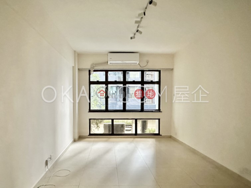 Luxurious 3 bedroom in Mid-levels West | For Sale | Tak Mansion 德苑 Sales Listings