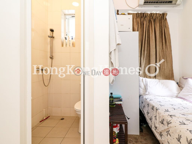 Property Search Hong Kong | OneDay | Residential | Rental Listings | 3 Bedroom Family Unit for Rent at United Mansion