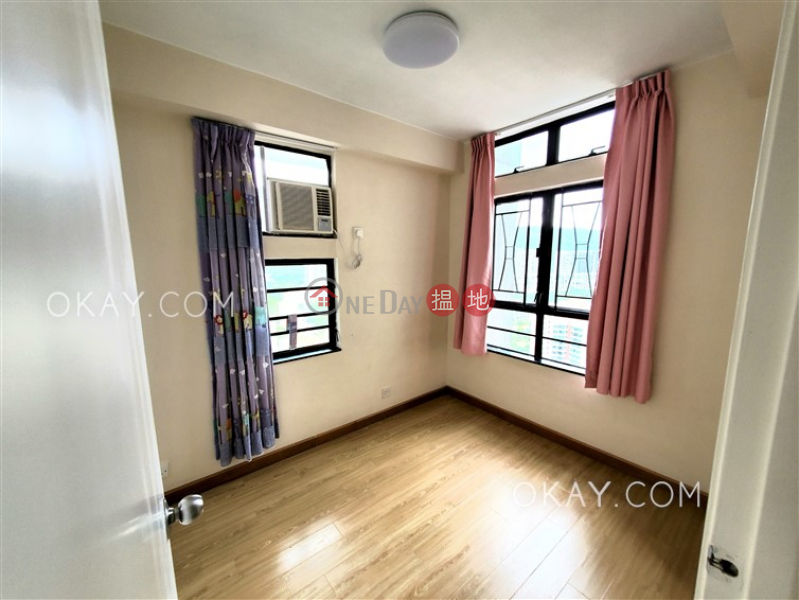 Generous 3 bedroom with sea views & balcony | Rental | 9 Discovery Bay Road | Lantau Island | Hong Kong | Rental HK$ 26,000/ month