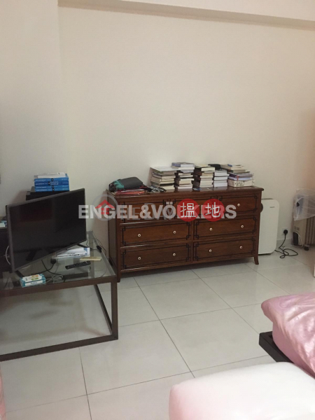 HK$ 70,000/ month | Fulham Garden | Western District | 3 Bedroom Family Flat for Rent in Pok Fu Lam