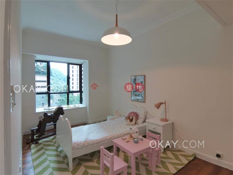 HK$ 84,000/ month Dynasty Court, Central District Unique 3 bedroom with balcony & parking | Rental