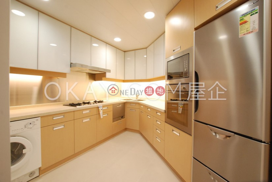 Stylish 3 bedroom in Mid-levels West | Rental | Robinson Place 雍景臺 Rental Listings