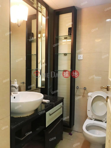 HK$ 19,300/ month | Banyan Garden Tower 8 Cheung Sha Wan Banyan Garden Tower 8 | 2 bedroom Mid Floor Flat for Rent