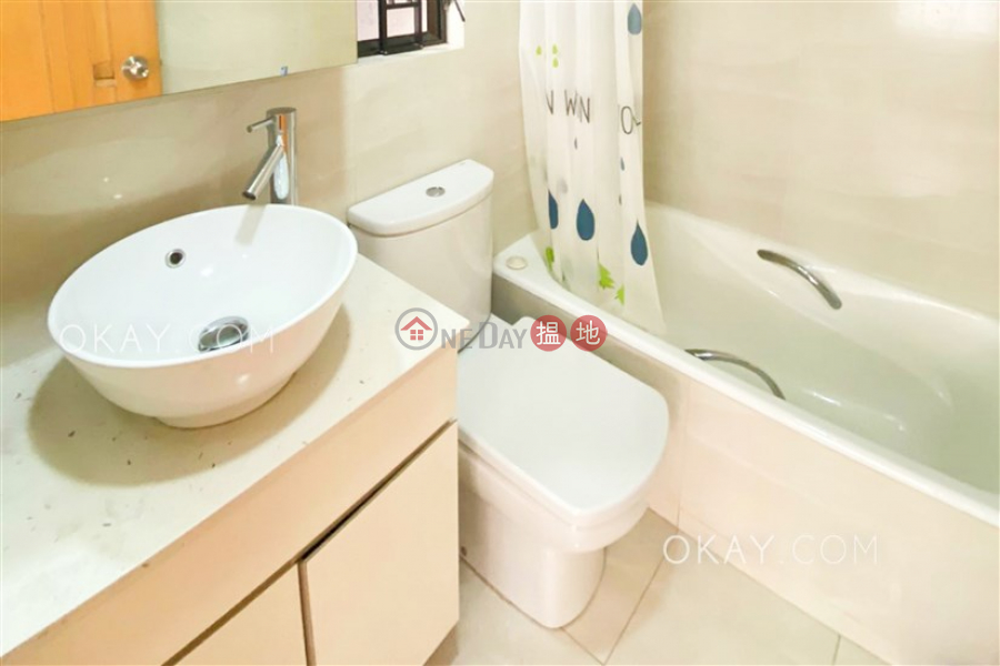 Charming 3 bedroom on high floor | For Sale | Corona Tower 嘉景臺 Sales Listings