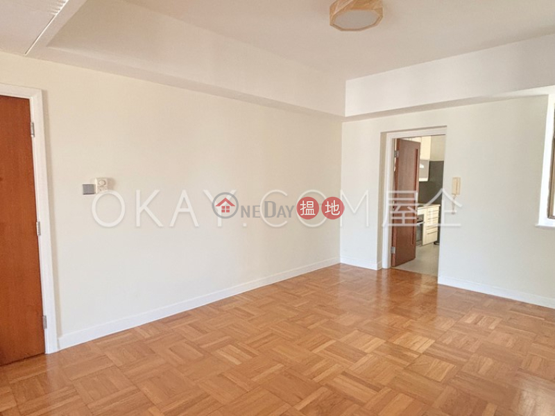 Stylish 3 bedroom on high floor with parking | Rental | Bamboo Grove 竹林苑 Rental Listings