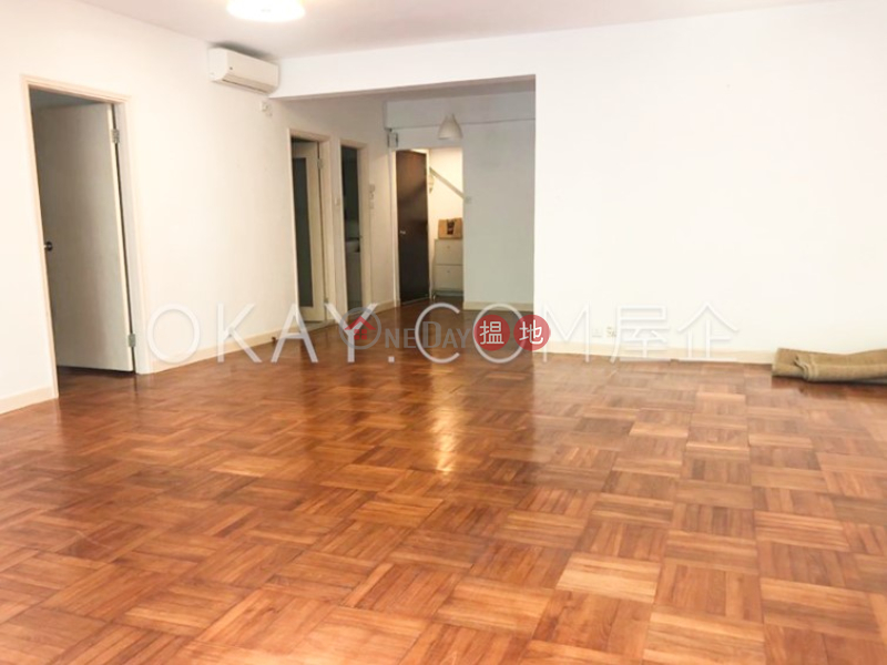 Nicely kept 2 bedroom with balcony | Rental | 10 Sam Chuk Street | Wong Tai Sin District Hong Kong, Rental, HK$ 38,000/ month