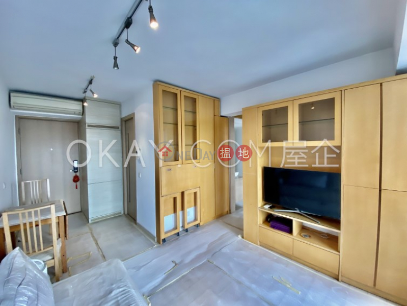 Charming 2 bedroom with balcony | Rental, 116-118 Second Street | Western District Hong Kong | Rental | HK$ 30,000/ month