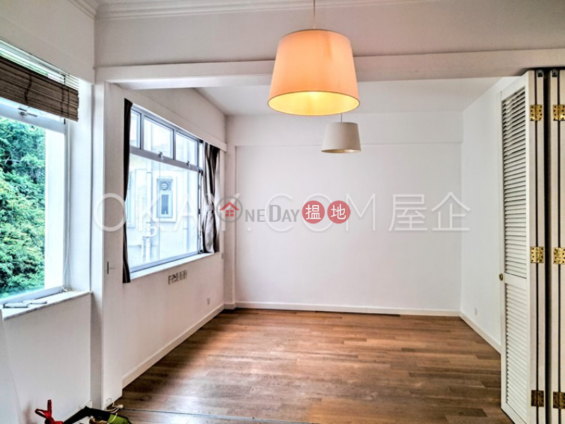 HK$ 55,000/ month, 35-41 Village Terrace, Wan Chai District, Luxurious 3 bed on high floor with rooftop & balcony | Rental