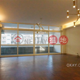 Exquisite 3 bedroom with balcony & parking | For Sale | Hilltop Mansion 峰景大廈 _0