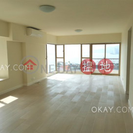 Stylish 3 bedroom with balcony & parking | Rental | Hong Kong Gold Coast Block 21 香港黃金海岸 21座 _0