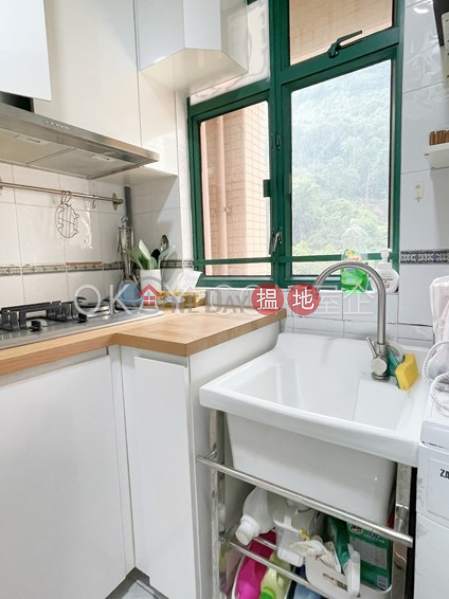 HK$ 16.5M Hillsborough Court Central District | Gorgeous 2 bedroom in Mid-levels Central | For Sale