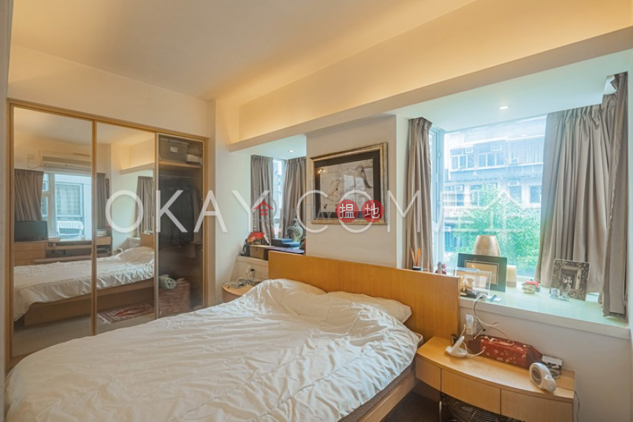 Popular 1 bedroom in Sheung Wan | Rental, Po Thai Building 寶泰大廈 Rental Listings | Western District (OKAY-R53495)