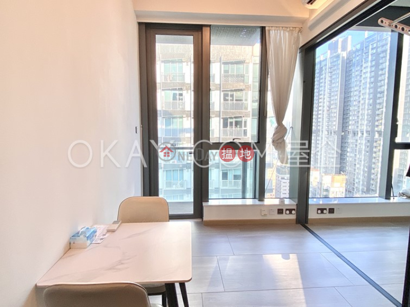 Charming 1 bedroom on high floor with balcony | For Sale | Two Artlane 藝里坊2號 Sales Listings