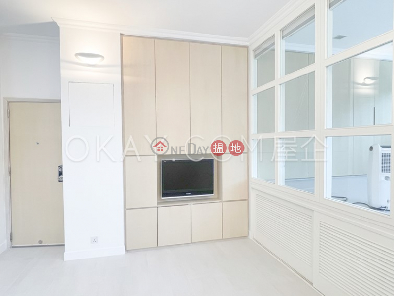Stylish 1 bedroom in Mid-levels Central | Rental, 114-116 MacDonnell Road | Central District Hong Kong, Rental | HK$ 34,000/ month