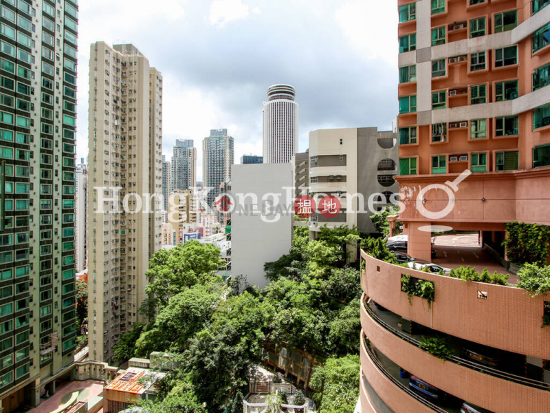 Property Search Hong Kong | OneDay | Residential | Rental Listings | 3 Bedroom Family Unit for Rent at Monmouth Villa