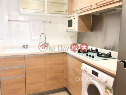 Nicely kept 3 bedroom on high floor with balcony | Rental | The Zenith Phase 1, Block 2 尚翹峰1期2座 _0